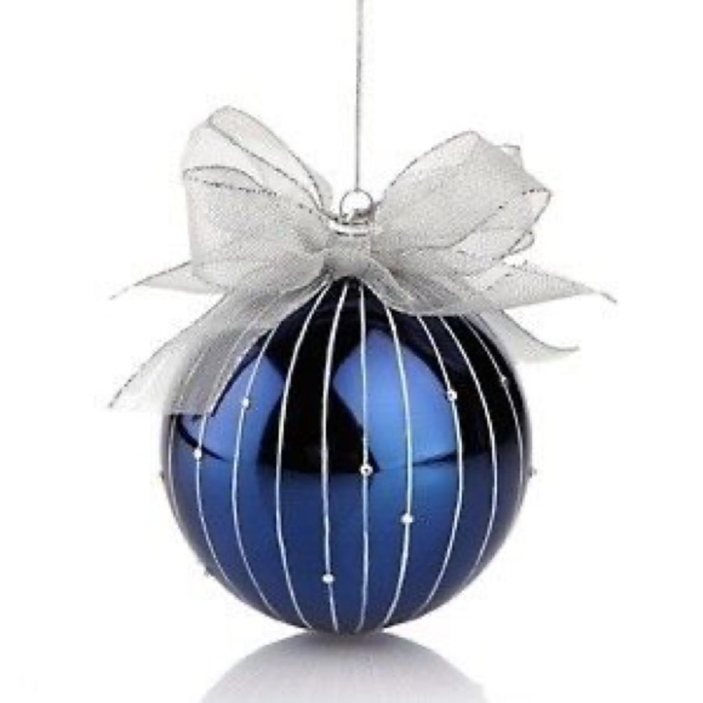 RARE Swarovski Elements Holiday Ornament HSN Cares Collection
